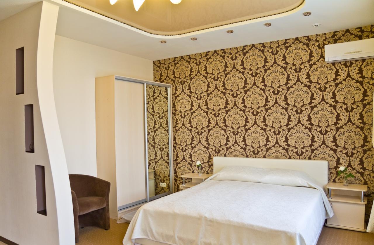 Siesta Hotel Kharkiv Exterior photo